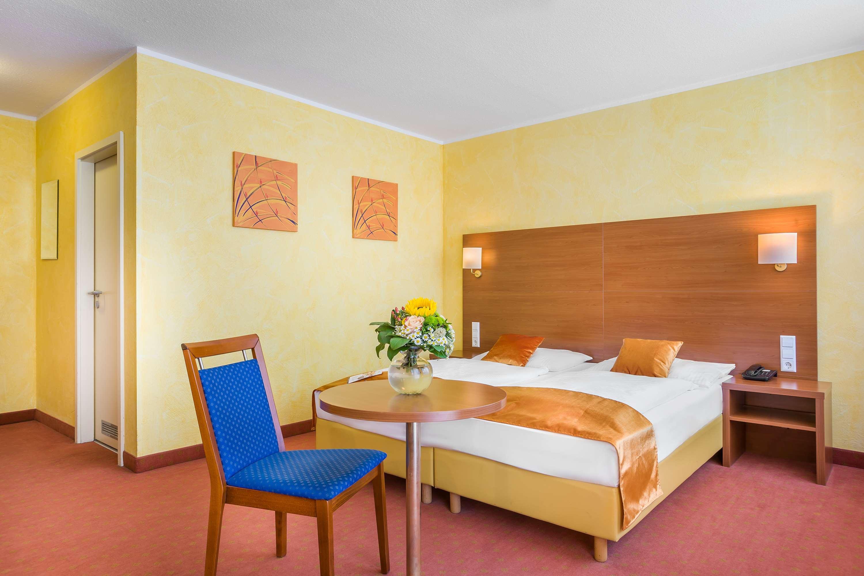 Hotel Rega Stuttgart Exterior foto