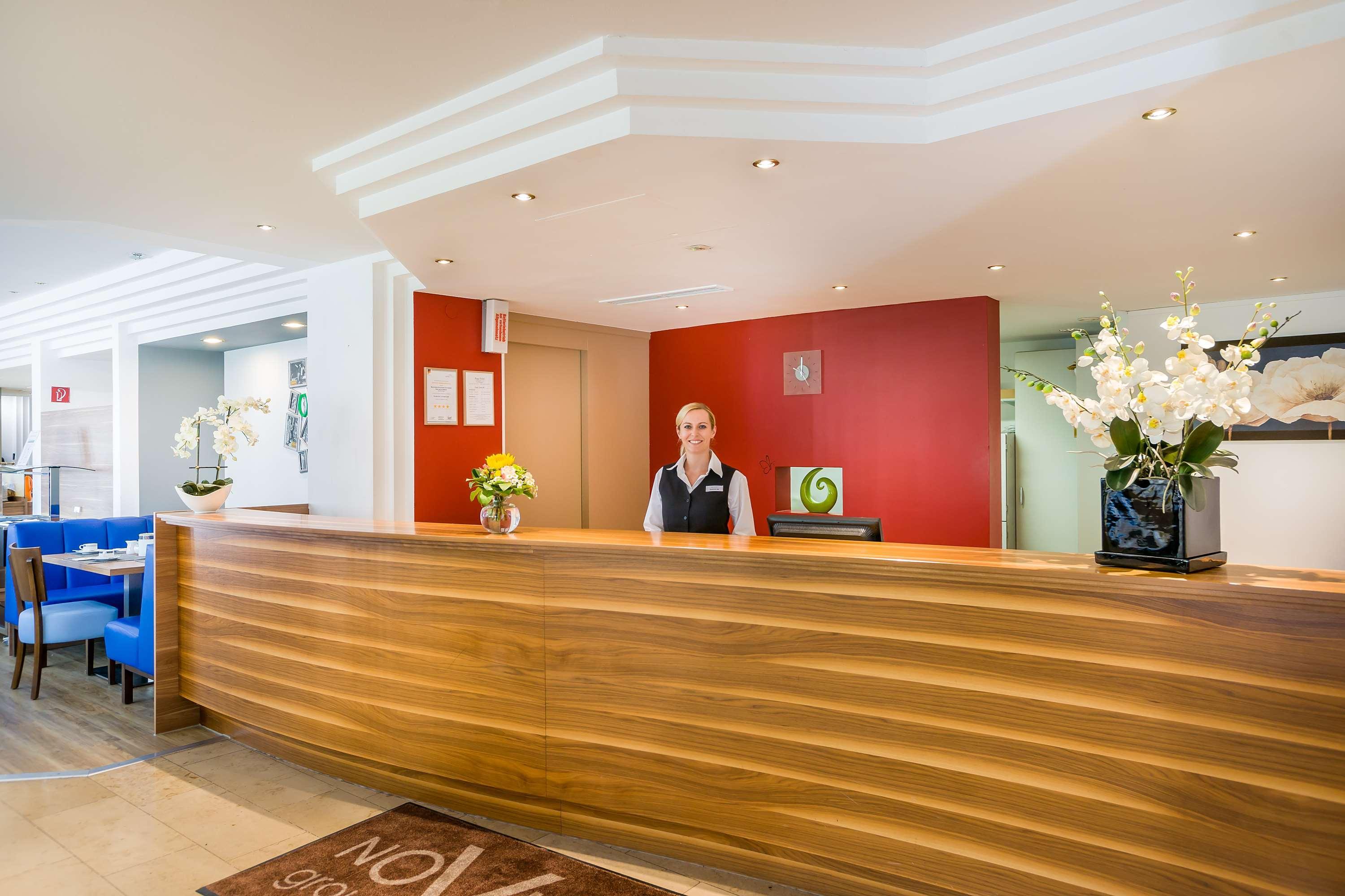 Hotel Rega Stuttgart Exterior foto