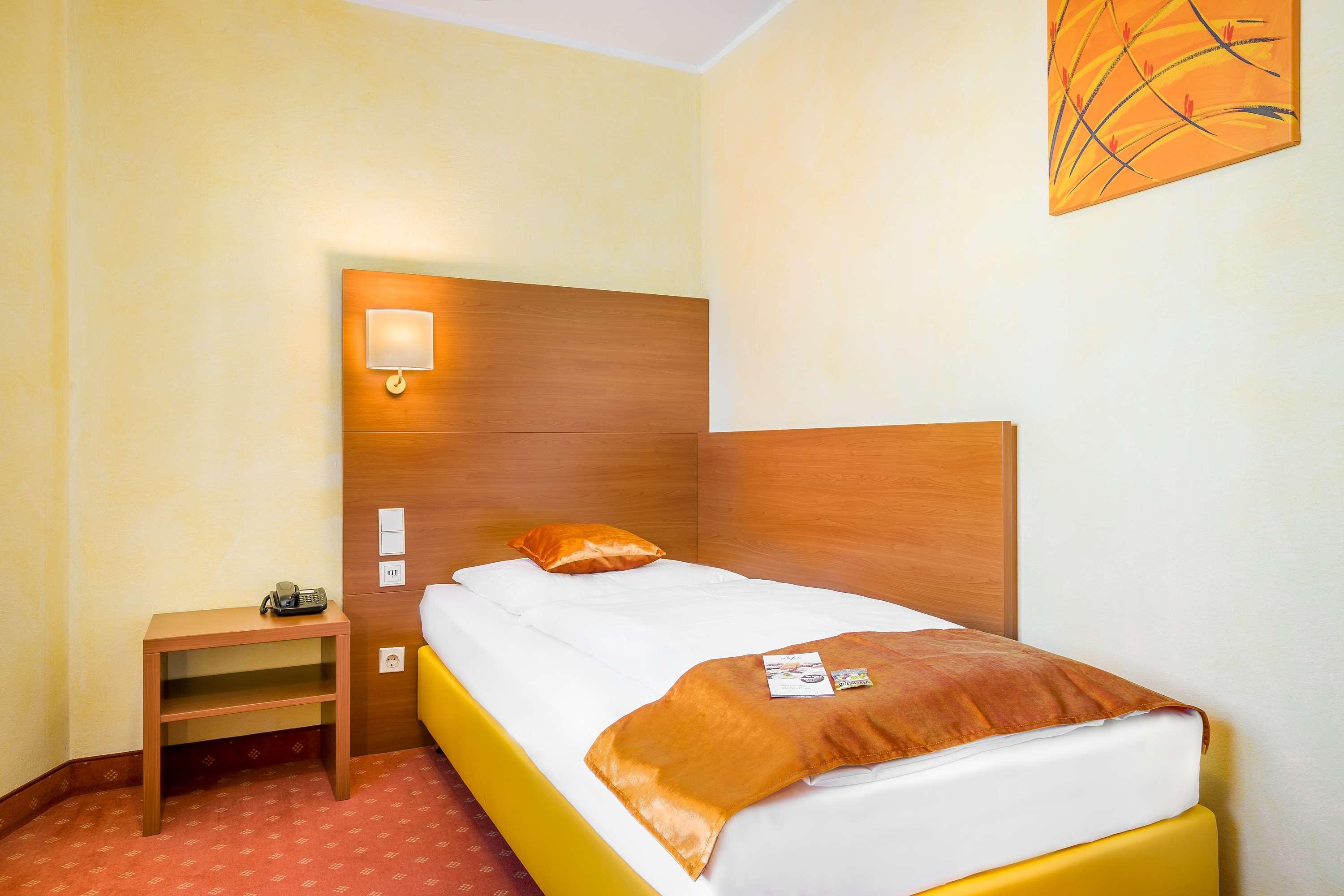 Hotel Rega Stuttgart Exterior foto