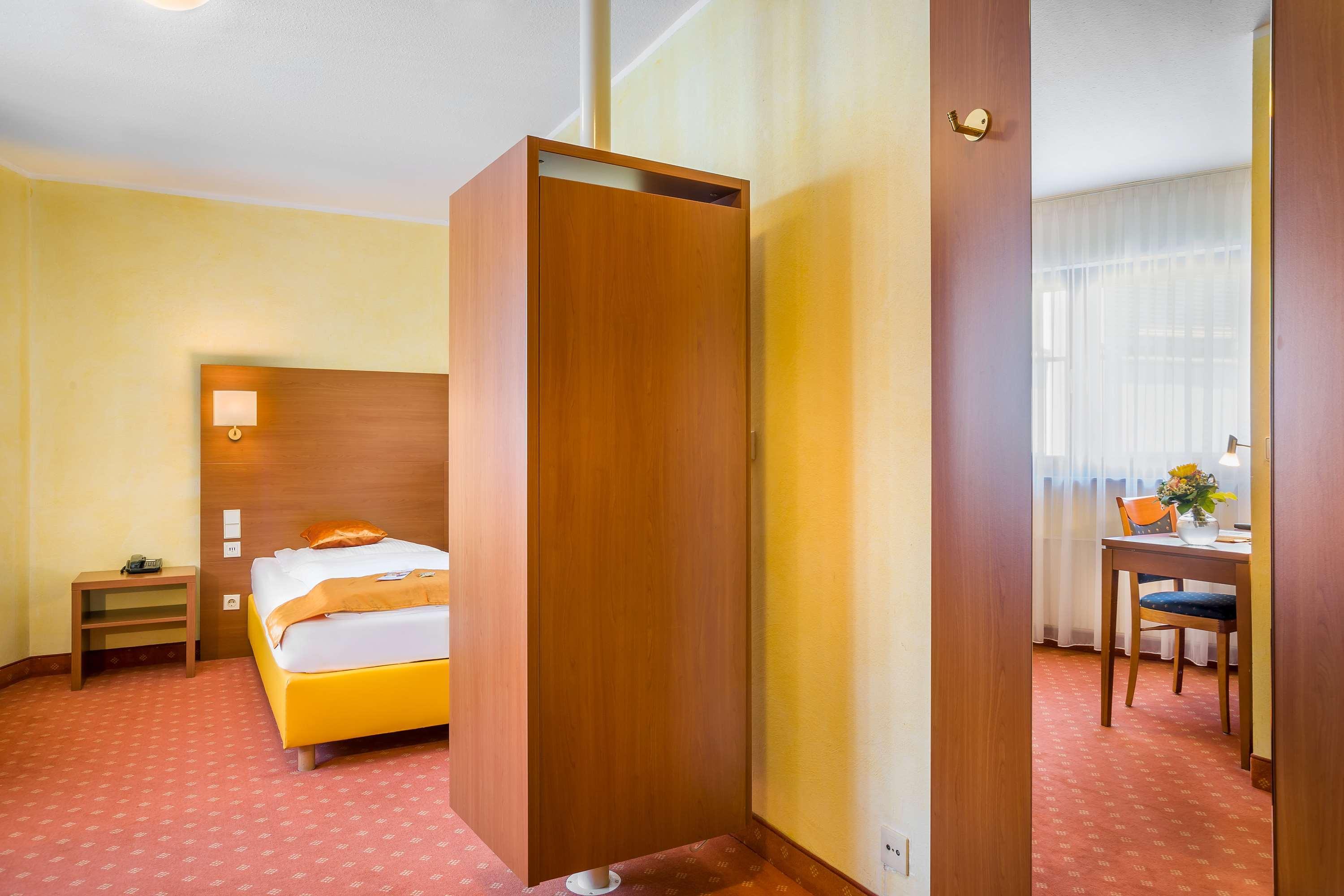 Hotel Rega Stuttgart Exterior foto