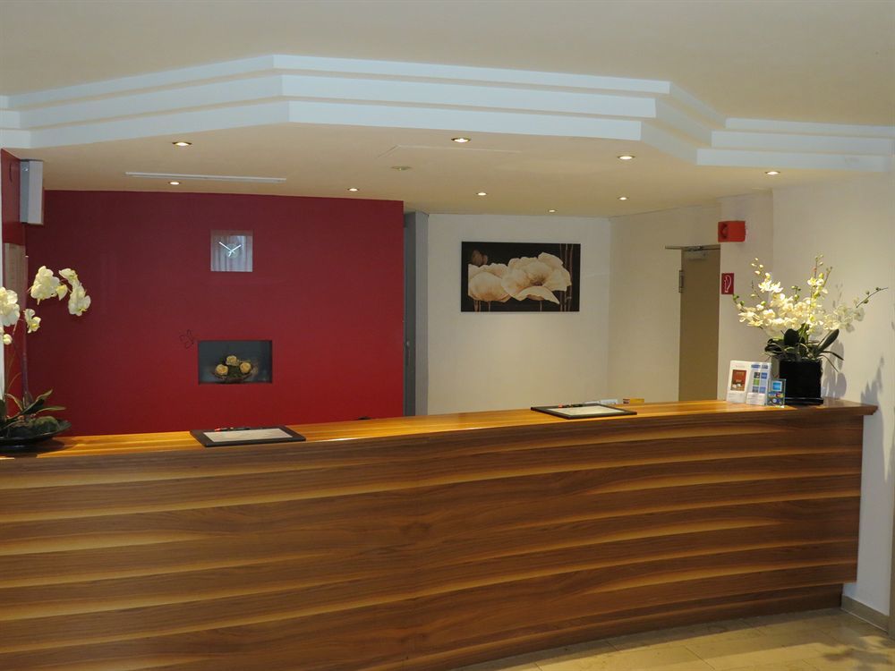 Hotel Rega Stuttgart Exterior foto