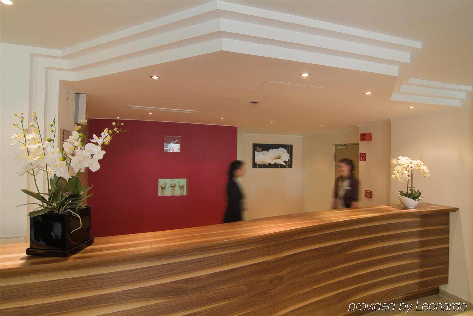 Hotel Rega Stuttgart Exterior foto